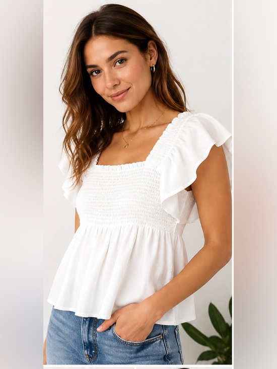Old Navy Tops - Old Navy White Smocked Flutter Sleeve Peplum Blouse Size Medium 100% Cotton‎
